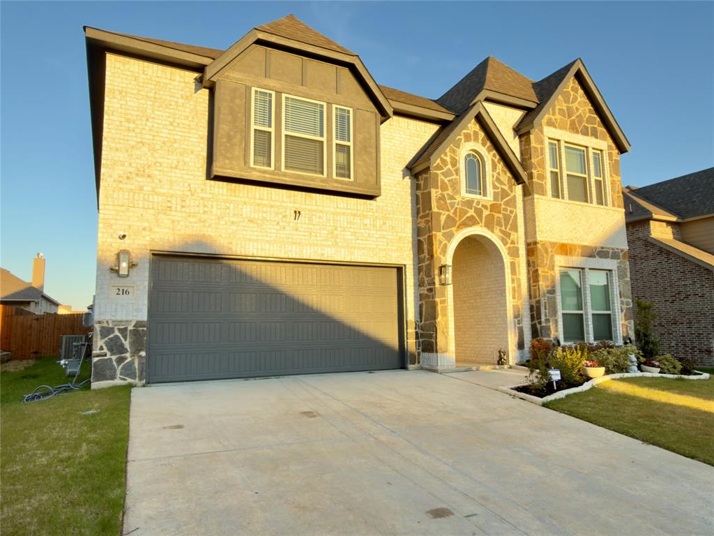 216 Comanche Trail