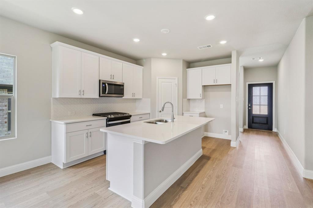 2111 Dunbar Drive