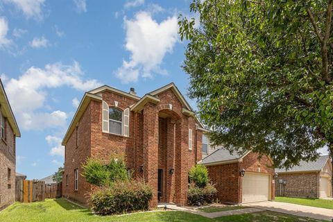 2038 La Salle Trail Grand Prairie TX 75052
