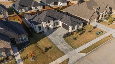 512 Creekside Drive Haslet TX 76052