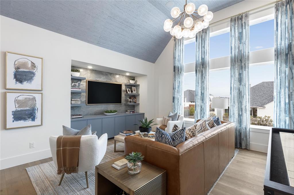 Mustang Lakes Huntington - Residential