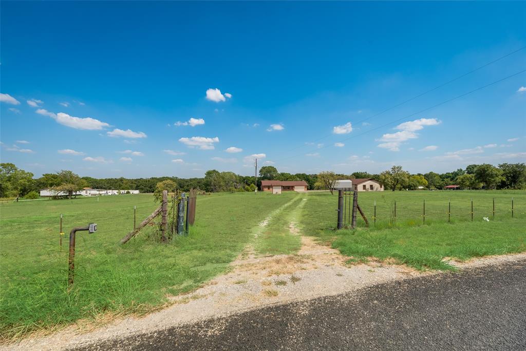 517 Meadowview Trail