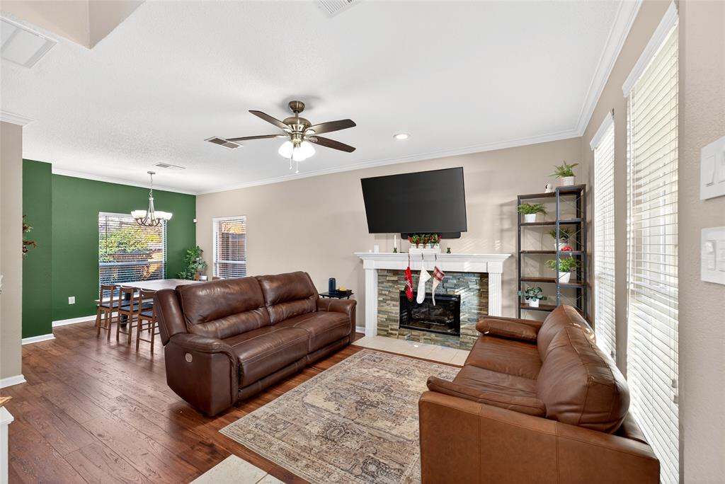 1804 Hunters Ridge Drive