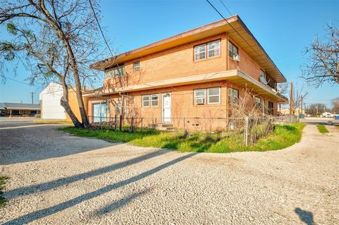 A home in Nocona