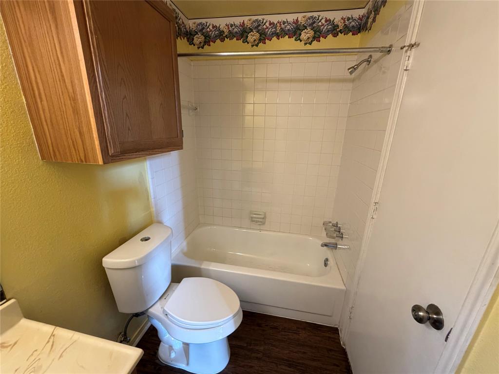 Forest Brook Twnhms Add - Residential Lease