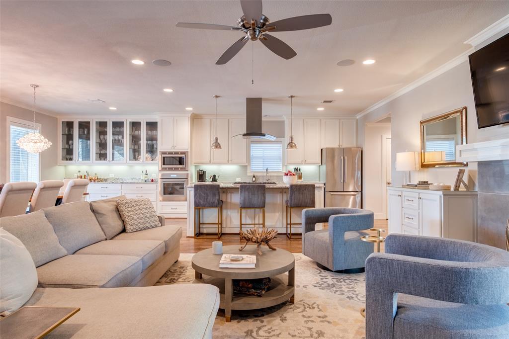 Williams-Caruth Terrace - Residential