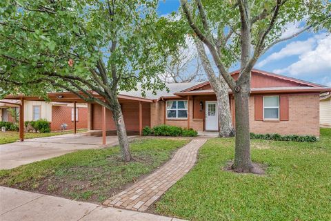 A home in Cleburne