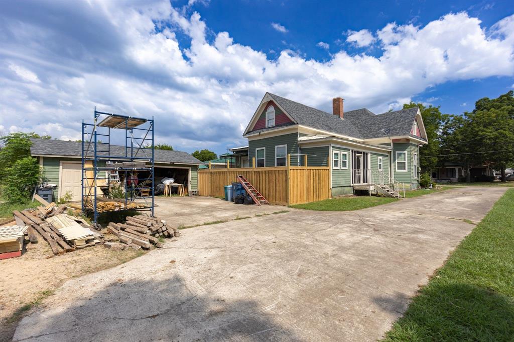 Original Town Of Ladonia - Residential