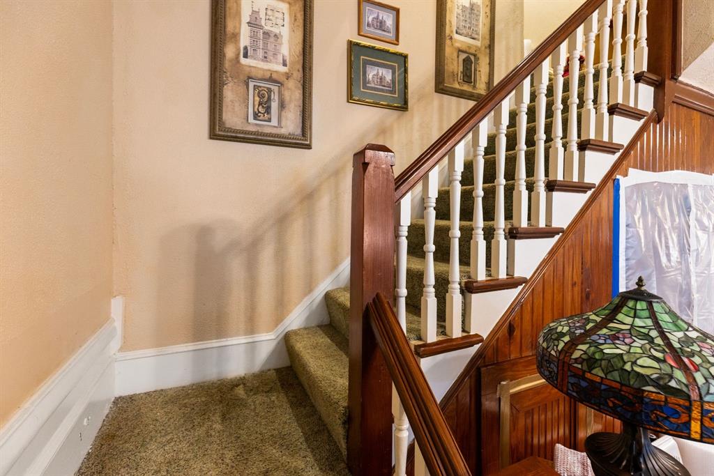 Original Town Of Ladonia - Residential