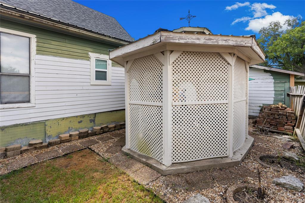 Original Town Of Ladonia - Residential