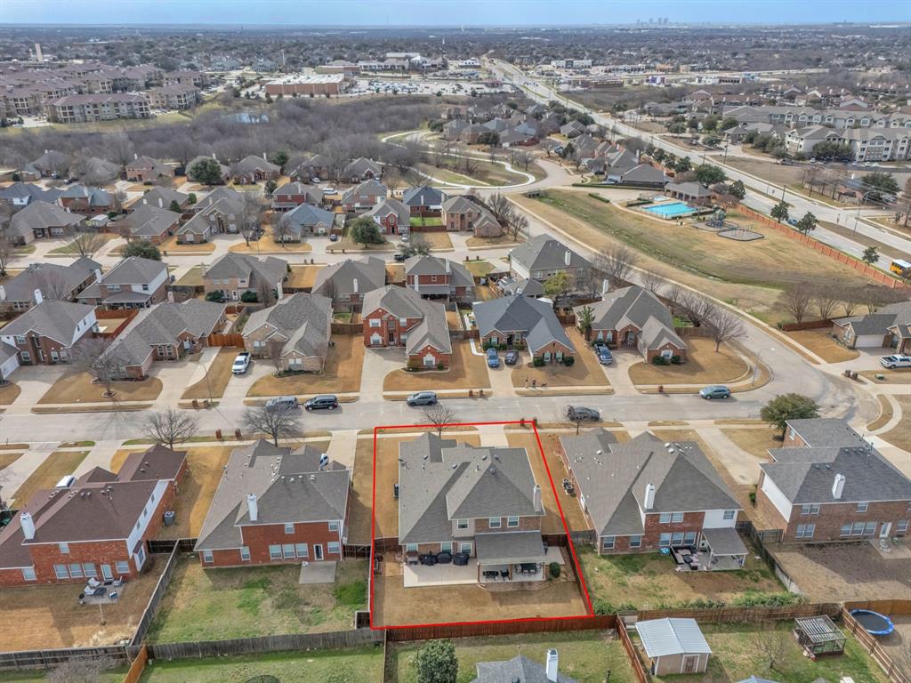 8837 Oakville Street