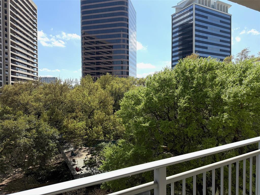 Twenty-One Turtle Creek Condo - Residential