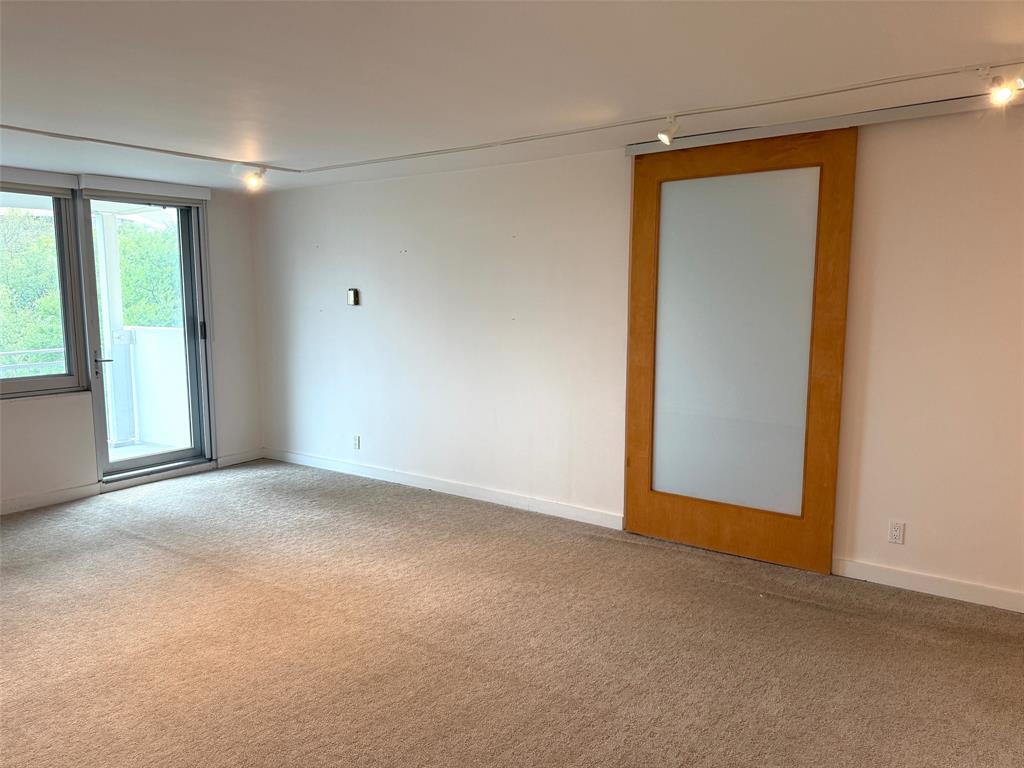 Twenty-One Turtle Creek Condo - Residential