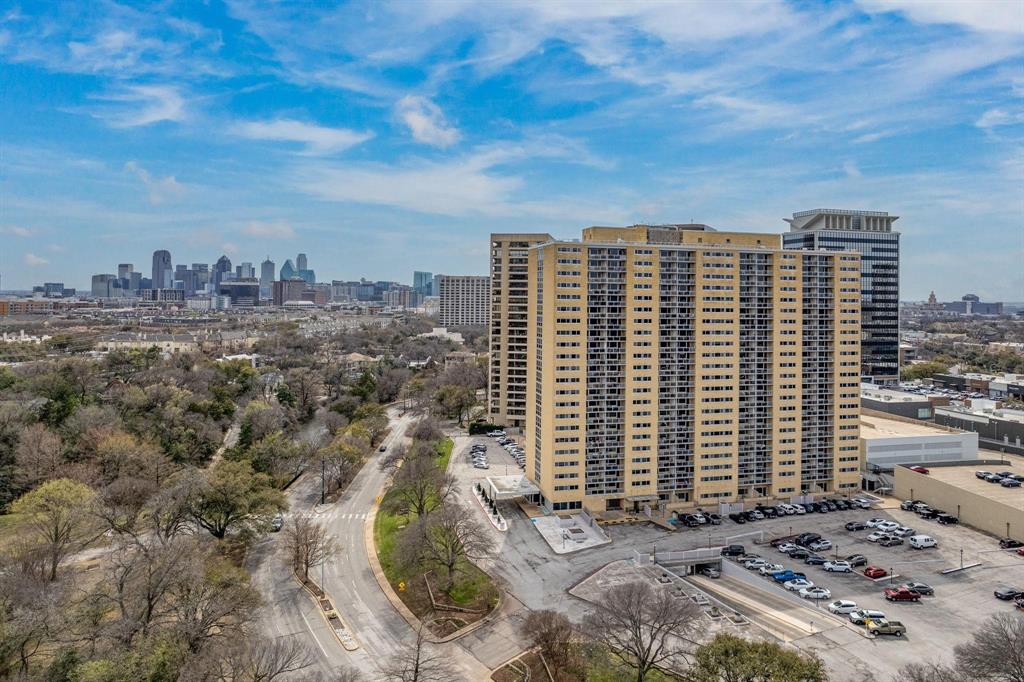 Twenty-One Turtle Creek Condo - Residential