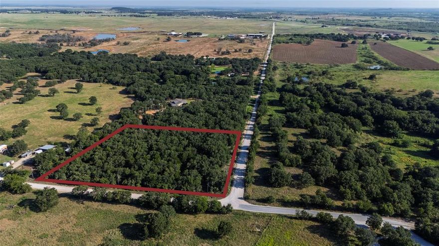 5 Acres of Heavily Wooded Land Near Bowie, Texas
Discover your own private getaway on this beautiful 5-acre tract just minutes outside Bowie! Tucked away in a peaceful setting, this property offers the perfect blend of seclusion and convenience. Towering trees provide shade, privacy, and a natural backdrop for your dream home, weekend retreat, or recreational escape.
With electricity available right at the road, the basics are ready to go — making it easier to start planning your build. The land is unrestricted to our knowledge, giving you the freedom to create your ideal space, whether that’s a cozy cabin, barndominium, or even just a spot to park the RV and enjoy the outdoors.
The property is heavily wooded, giving you plenty of options: clear just enough for a homesite while keeping a natural buffer of trees, or open it up for more usable space — the choice is yours. Deer and wildlife frequent the area, making it a great setting for nature lovers.
All of this is located only a short drive from downtown Bowie, where you’ll find shopping, dining, and small-town charm, plus easy access to Highway 287 for a quick trip to Wichita Falls, Fort Worth, or beyond.
If you’ve been looking for a place to put down roots (literally and figuratively) or a weekend retreat surrounded by nature, this 5-acre tract is a must-see!