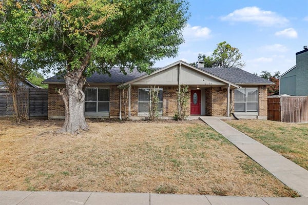 3704 STANDRIDGE DR, CARROLLTON, TX 75007 - Image 7f24960ce2cbcbde8ff2c31208dbf6ff/859003166