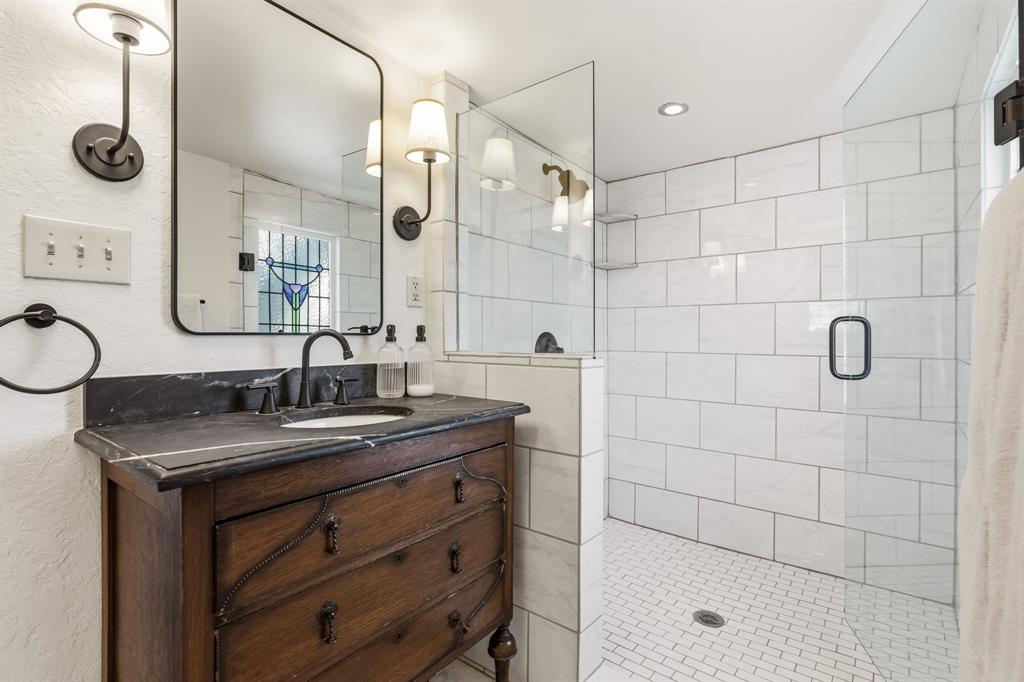 Munger Place - Residential