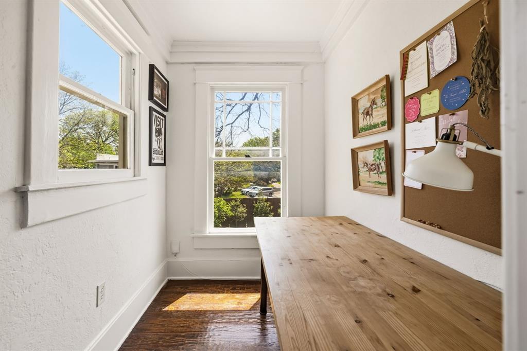 Munger Place - Residential