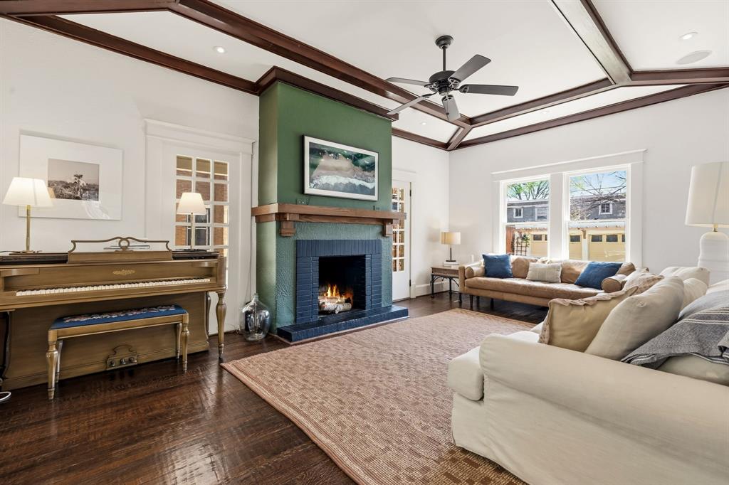 Munger Place - Residential