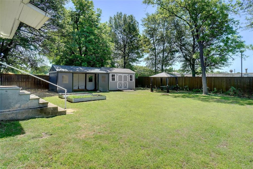 City Of Paris - Commercial Sale