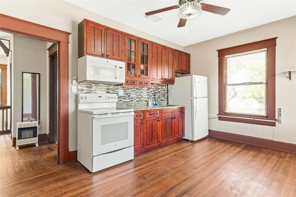 City Of Paris - Commercial Sale