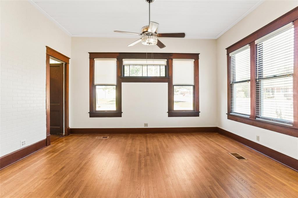 City Of Paris - Commercial Sale