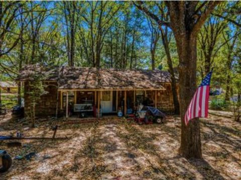 A home in Terrell