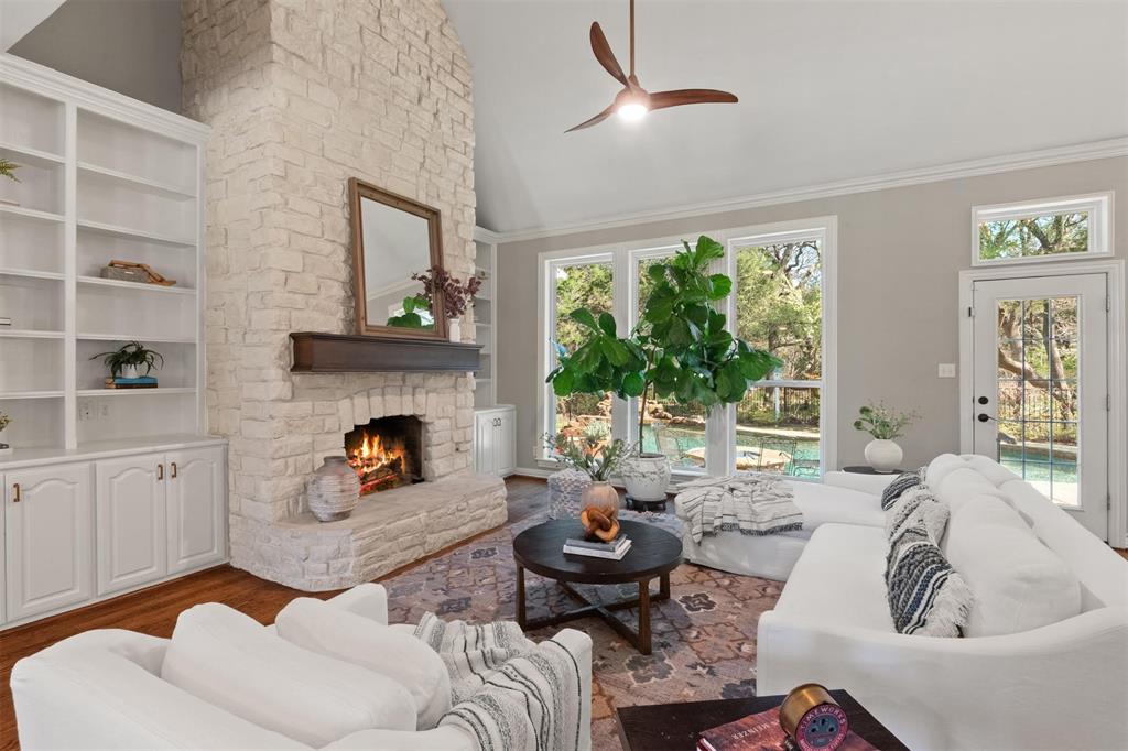 594 Garden Court