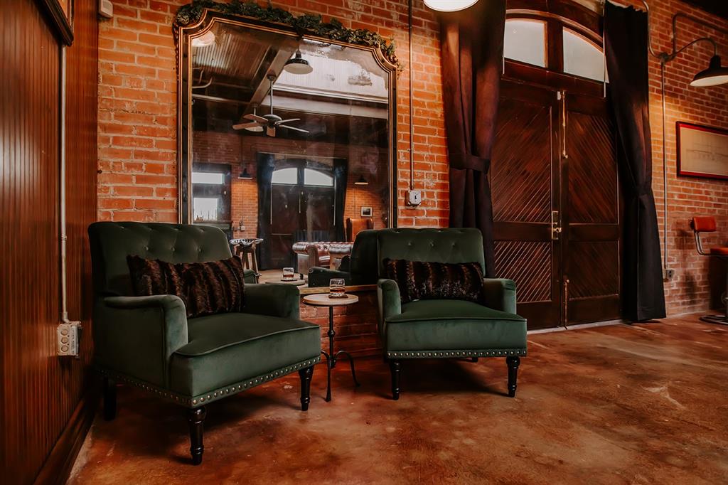 FULCHER - Commercial Sale