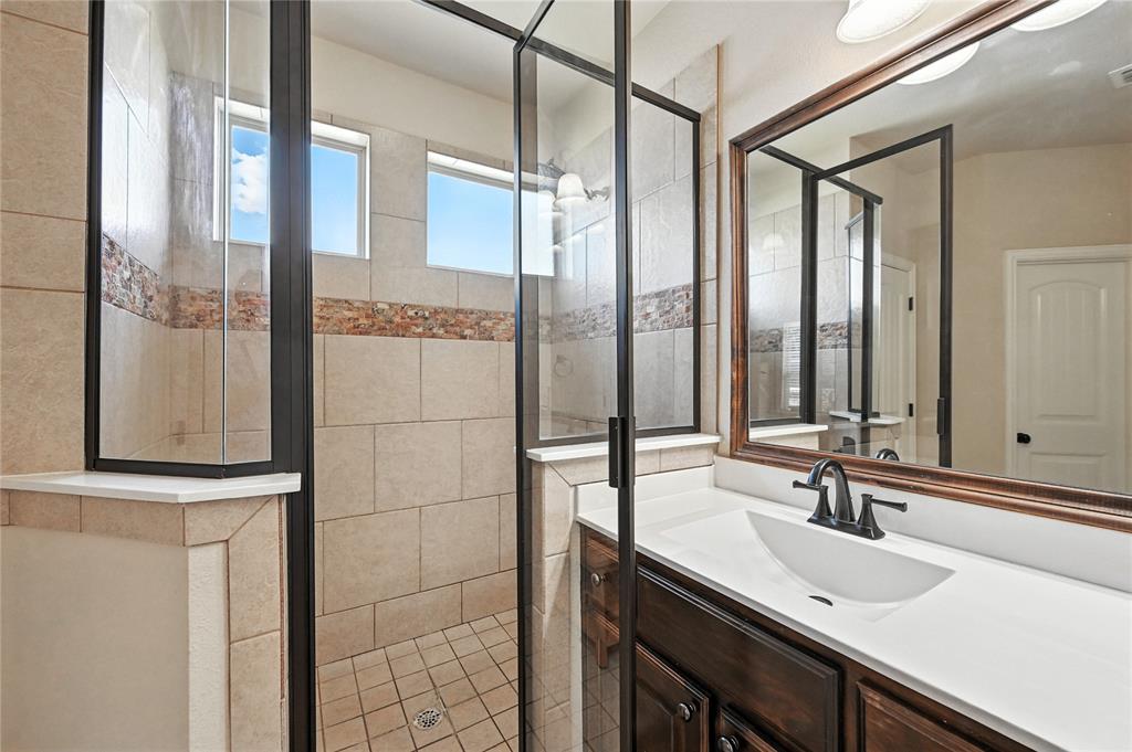 Grand Prairie, Texas 75052, United States, 3 Bedrooms Bedrooms, ,3 BathroomsBathrooms,Residential,Active,179102