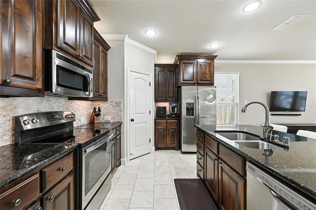 Grand Prairie, Texas 75052, United States, 3 Bedrooms Bedrooms, ,3 BathroomsBathrooms,Residential,Active,179102