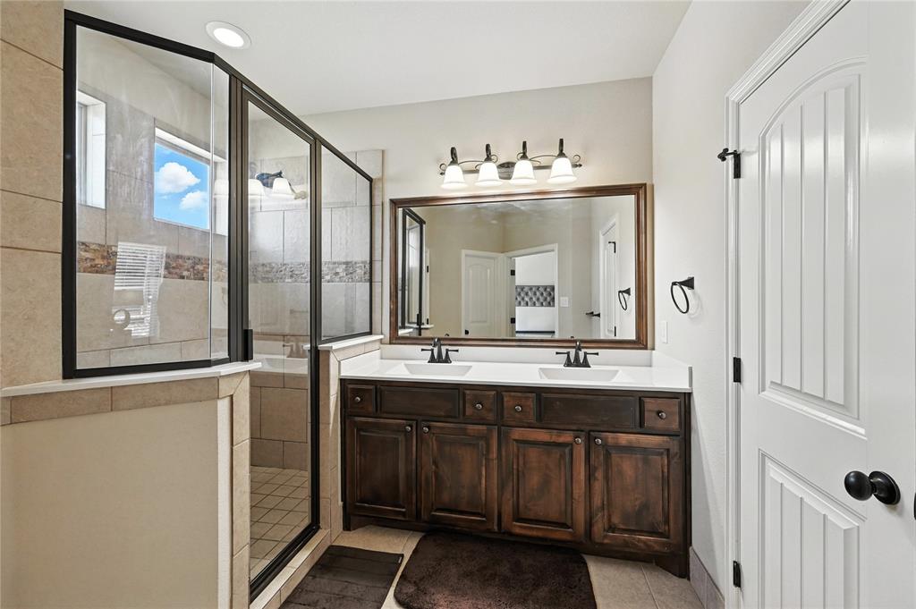 Grand Prairie, Texas 75052, United States, 3 Bedrooms Bedrooms, ,3 BathroomsBathrooms,Residential,Active,179102