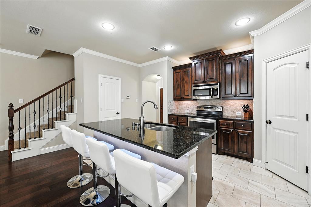 5048 Italia Lane