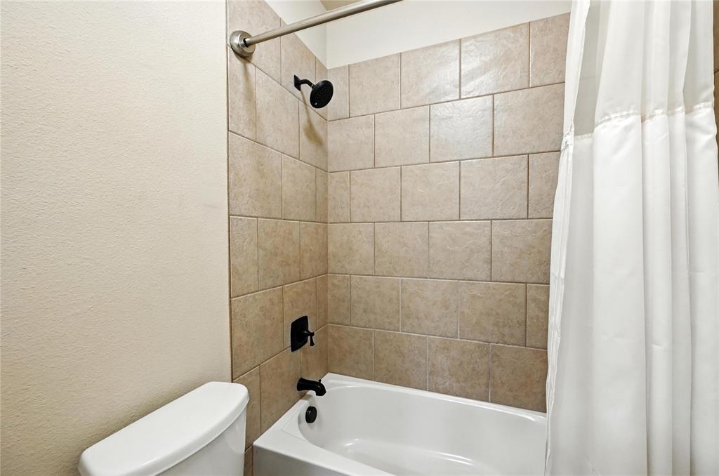 Grand Prairie, Texas 75052, United States, 3 Bedrooms Bedrooms, ,3 BathroomsBathrooms,Residential,Active,179102