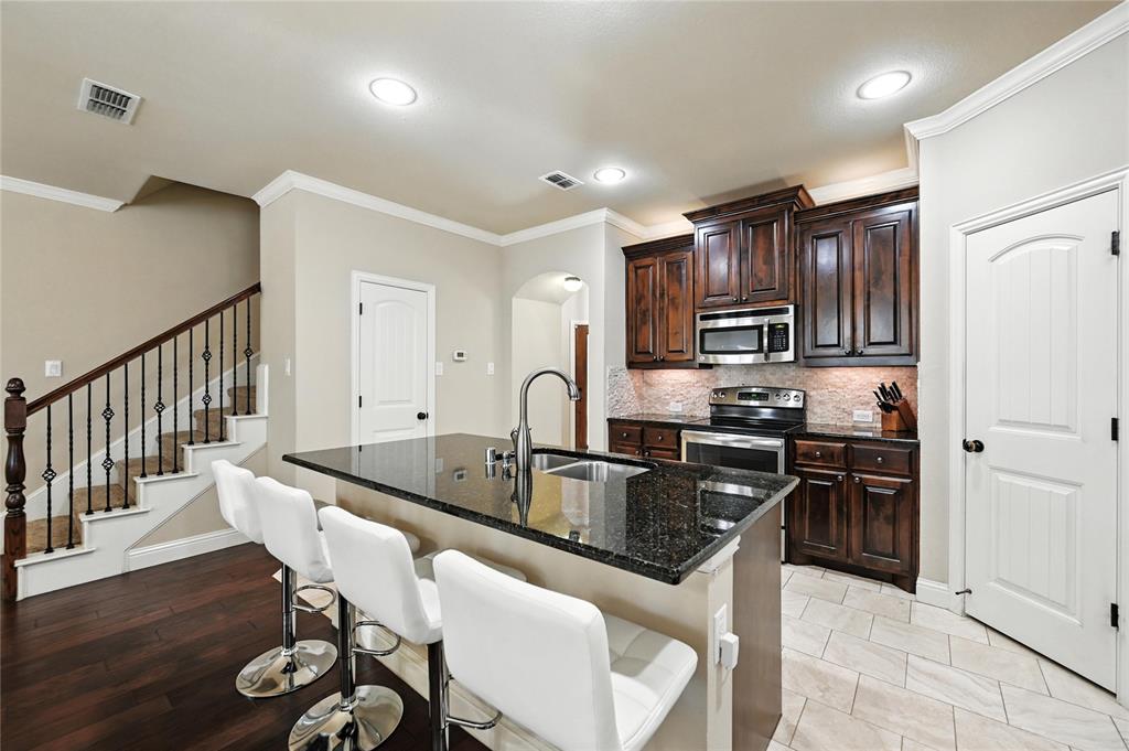 Grand Prairie, Texas 75052, United States, 3 Bedrooms Bedrooms, ,3 BathroomsBathrooms,Residential,Active,179102