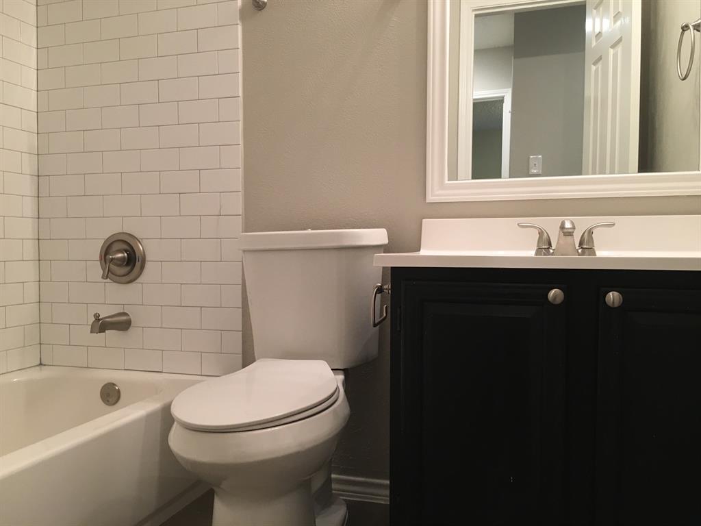 Shady Oaks Garden Home Add - Residential Lease