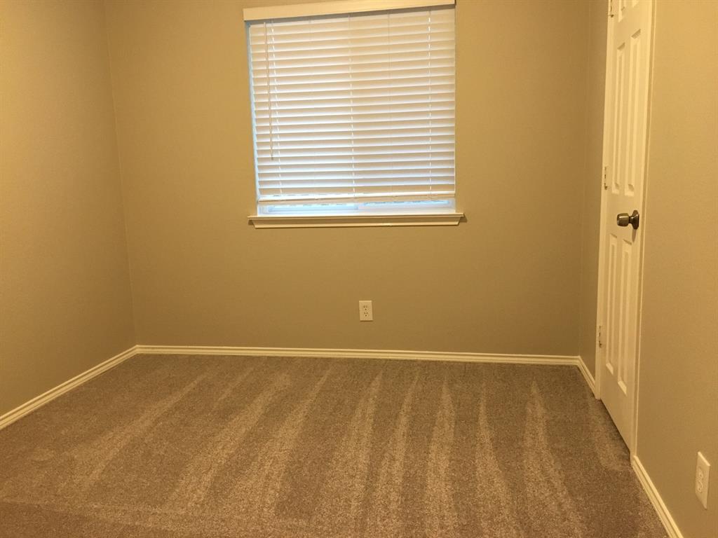 Shady Oaks Garden Home Add - Residential Lease