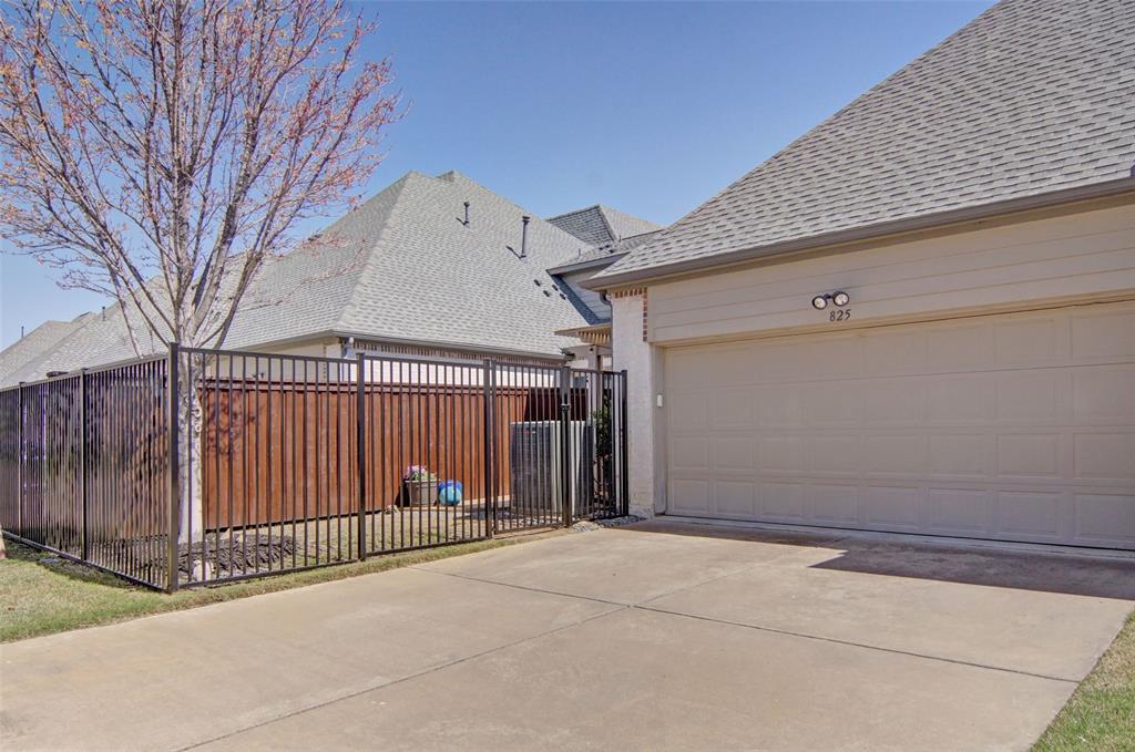 Villas At Lake Vista Ph 1 - Residential