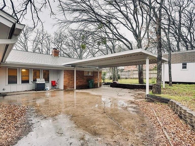 3801 Halifax Court