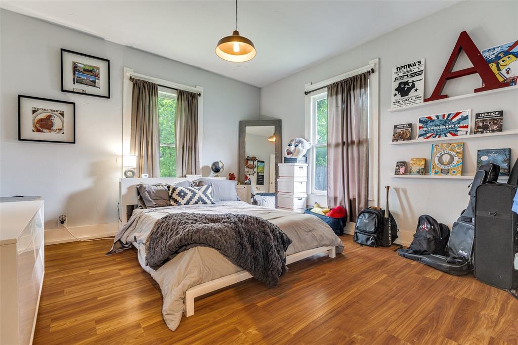 Winnetka Heights - Residential