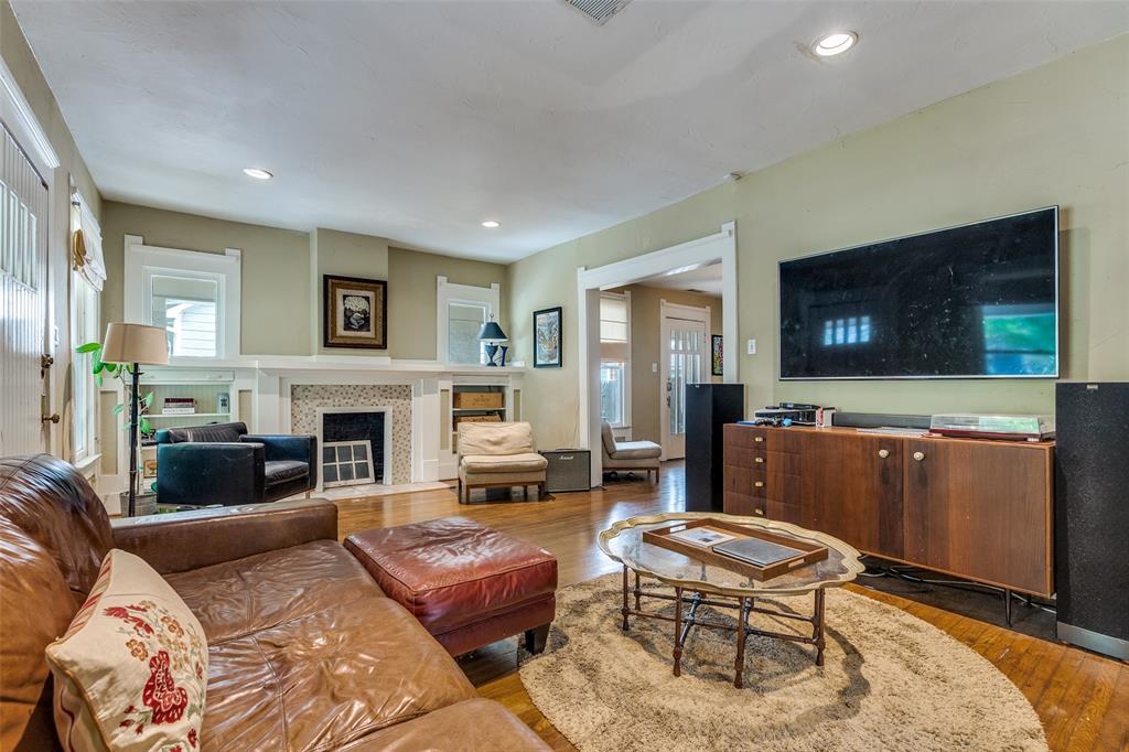Winnetka Heights - Residential