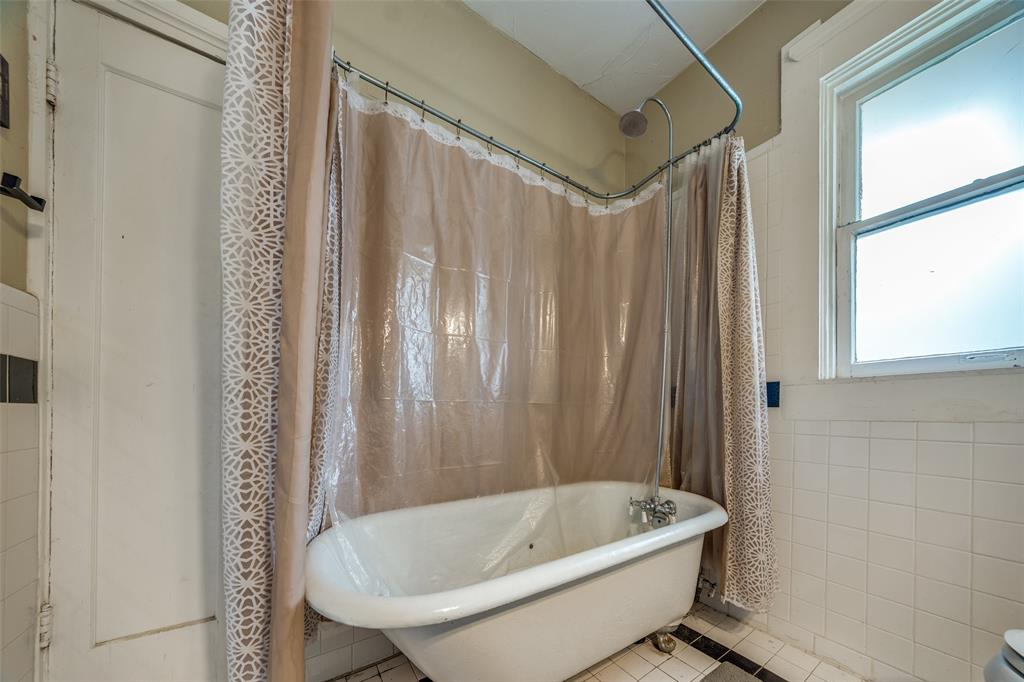 Winnetka Heights - Residential