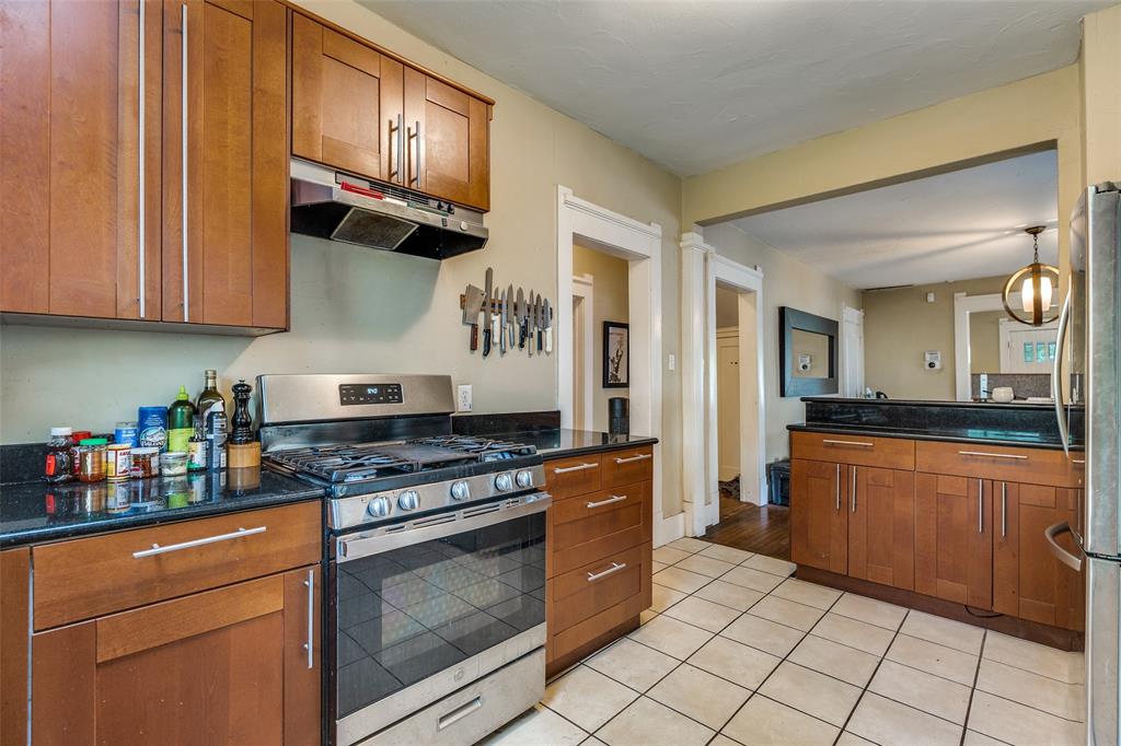 Winnetka Heights - Residential