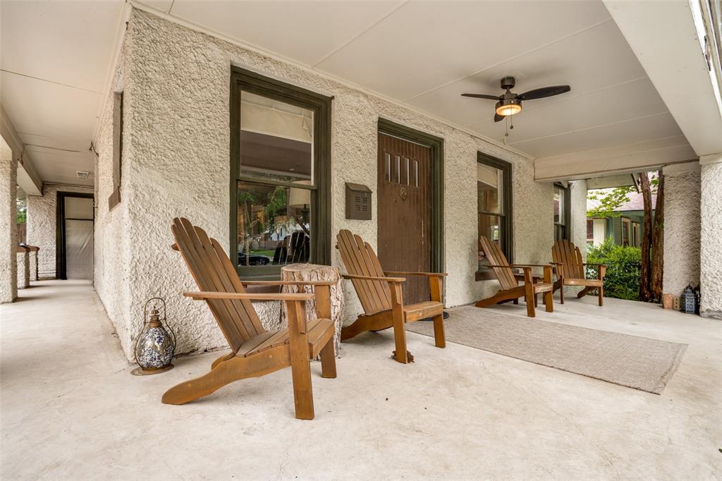 218 N Rosemont Avenue