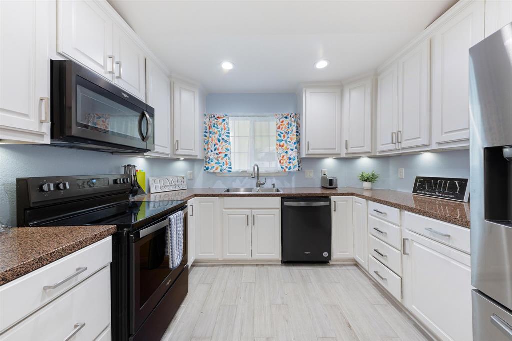 Rollingwood Estate 6 - Residential