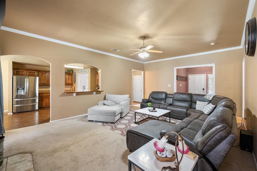 628 E Sheila Circle