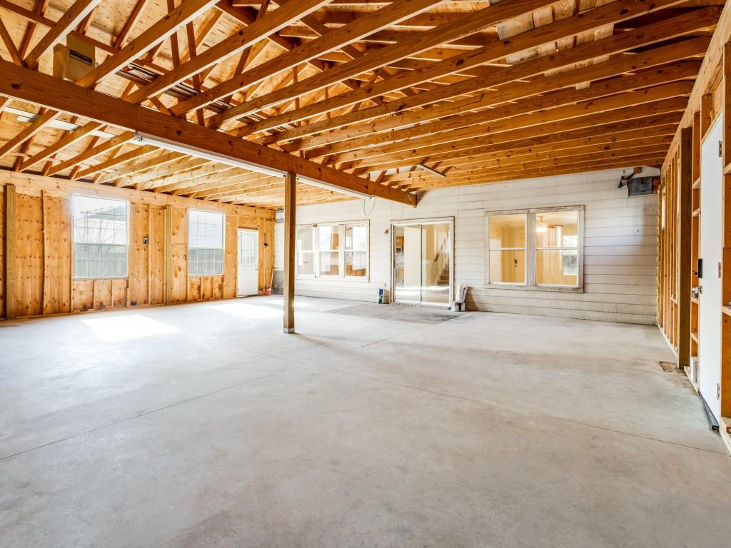 Encino Hills Ph 01 - Residential Lease