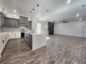 Howard W R Addition - Residential