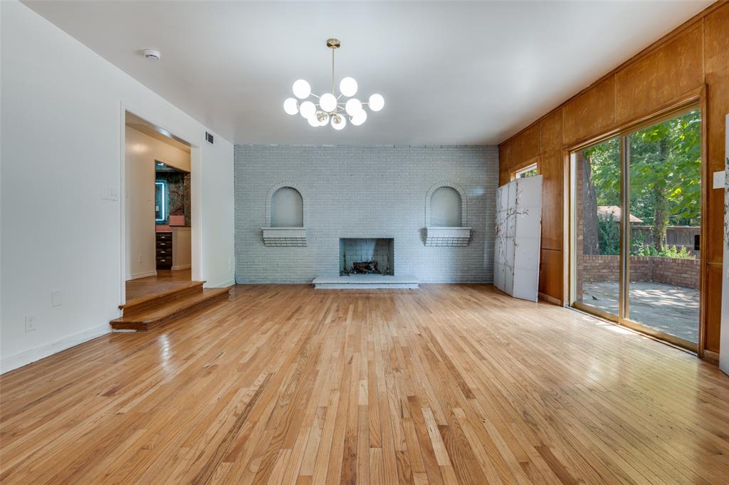 620 Woolsey Drive