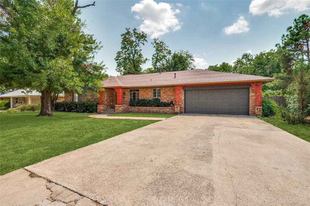620 Woolsey Drive